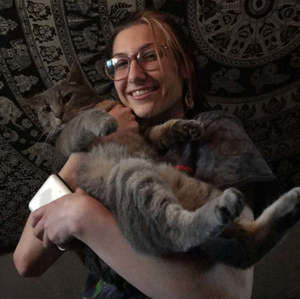 Meet your Posher, Alena